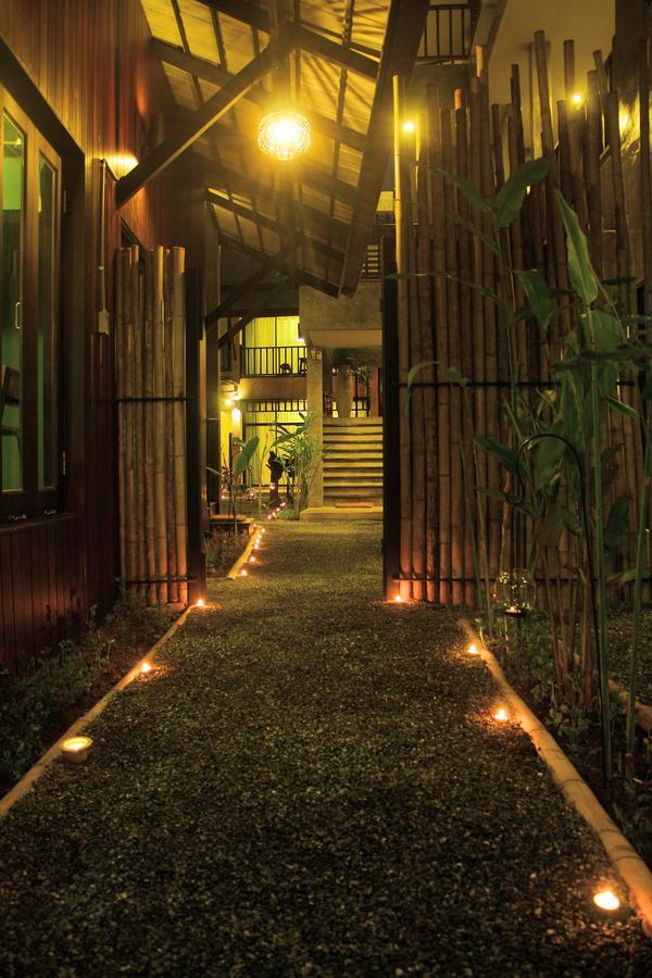 Nawa Sheeva Hotell Chiang Mai Exteriör bild